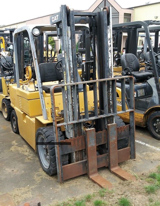 Caterpillar VC60D Forklift