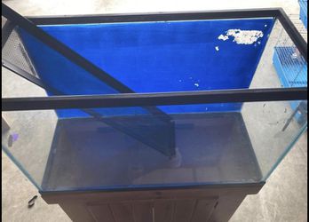 55 Gallon Tank With Lid & Stand Thumbnail