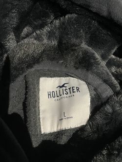 Black Large Hollister Hoodie with Fluffy Hoodie Thumbnail