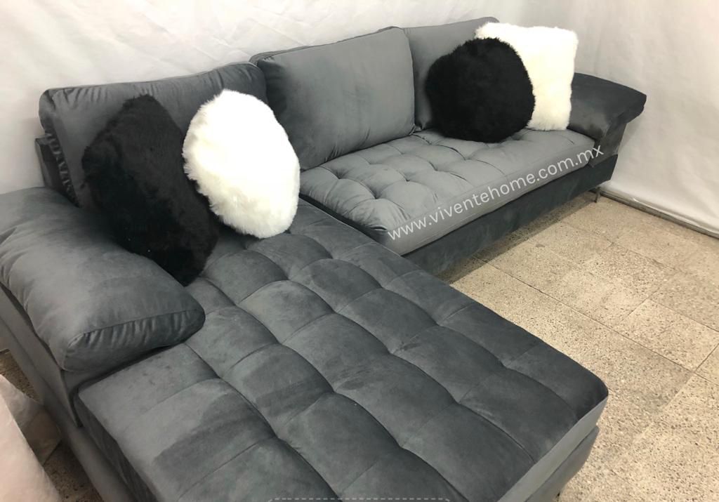 BRAND NEW Gray Sectional Couch