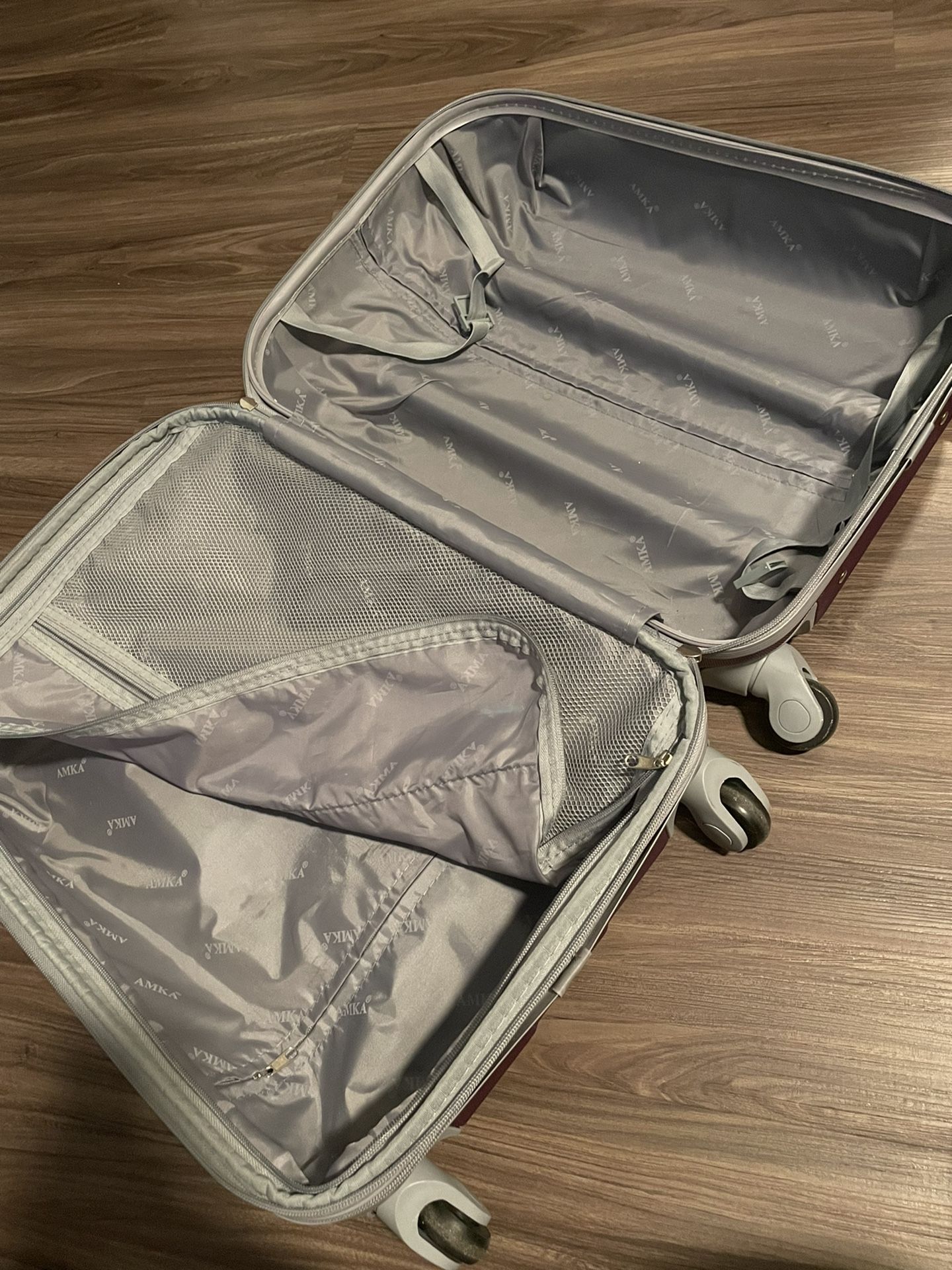 Carry On Roller Luggage