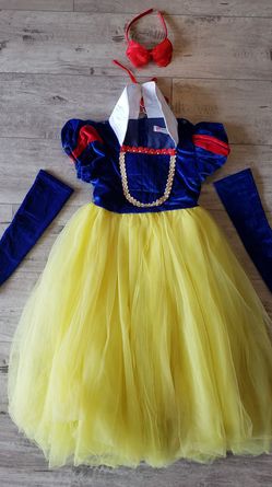 Snow White Costume  Thumbnail