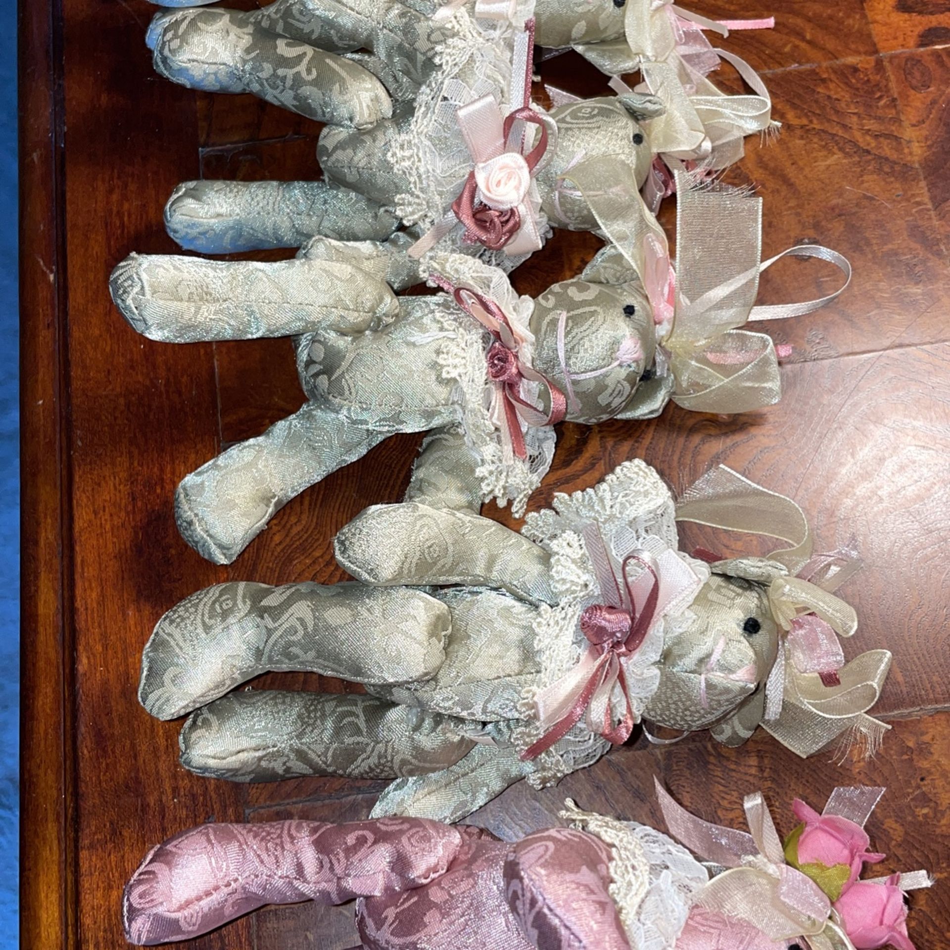 TAFFETA 6” XMAS MINITURE BEAR ORNIMENTS