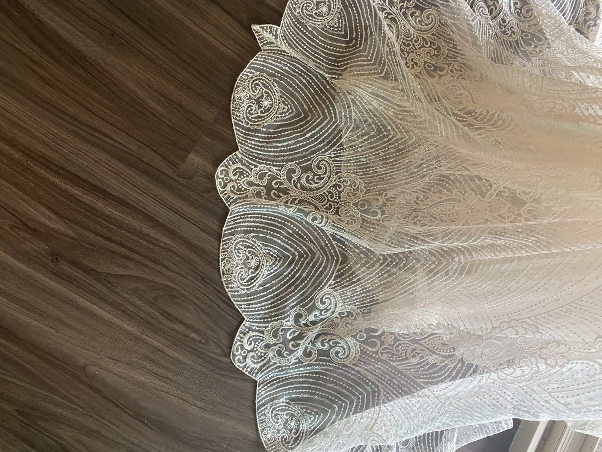 Rosa Clara Cher Wedding Dress & Veil