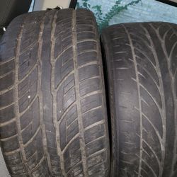 275 35 20 Both Tires For  90.00 Thumbnail