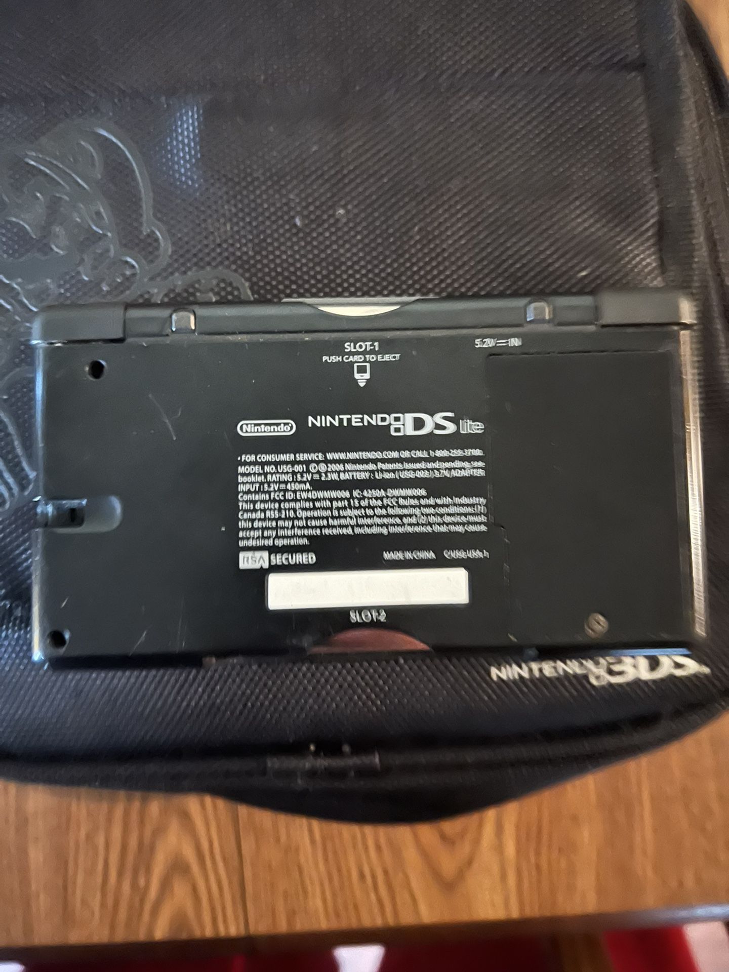 Nintendo DS Lite