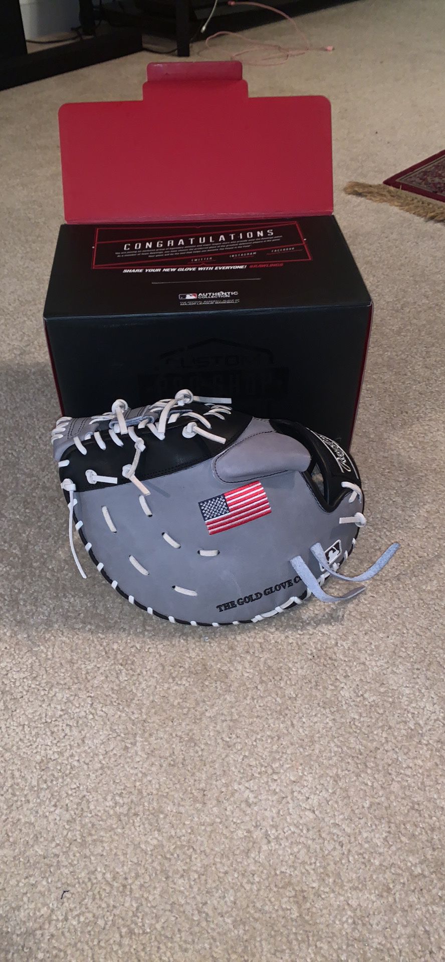 Rawlings 12 and 3/4” First Base Mitt