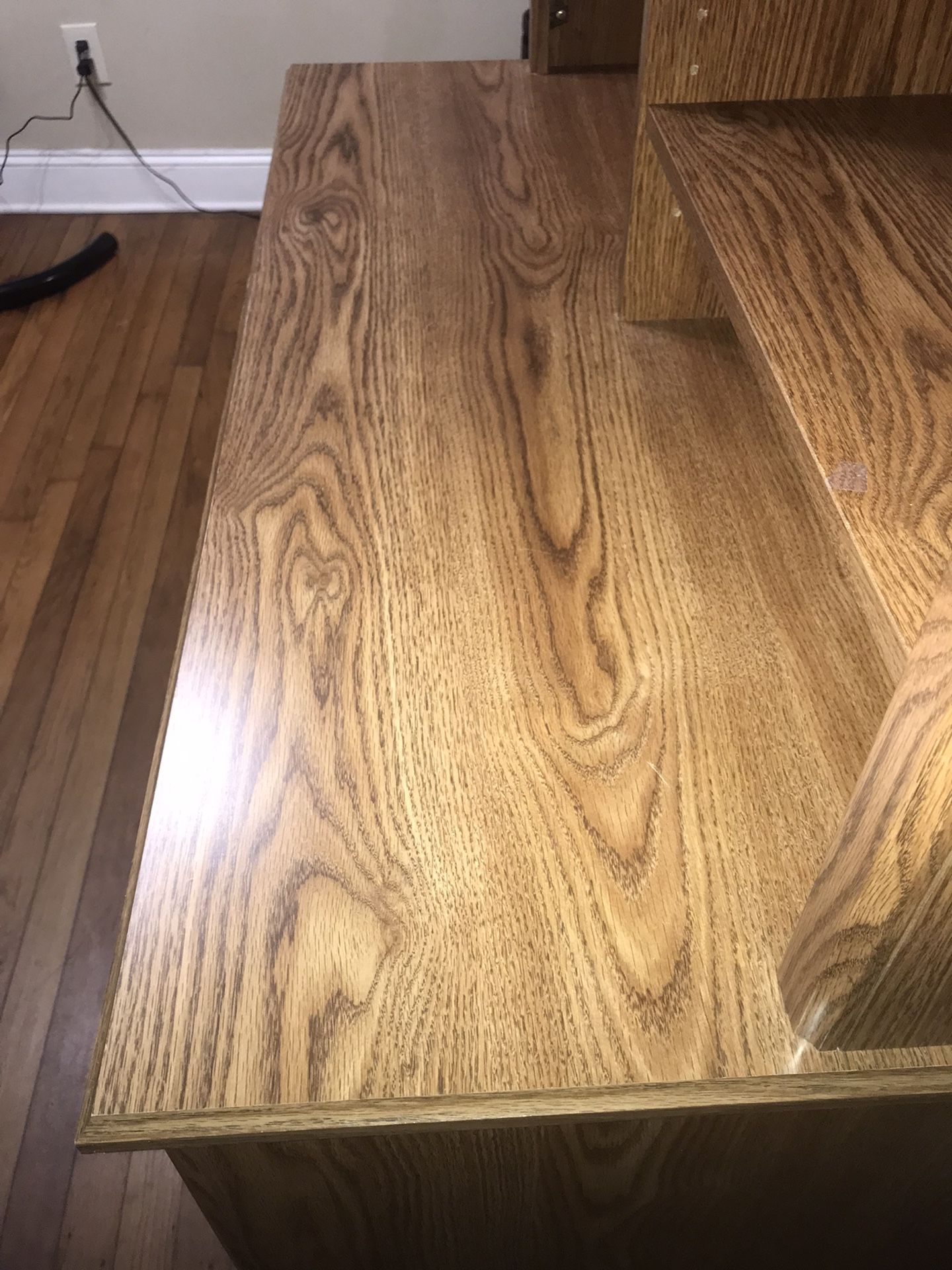 ~Desk w/ Shelves - Only $20