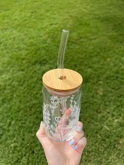 Flower design beer glass can with glass straw and bamboo lid Thumbnail