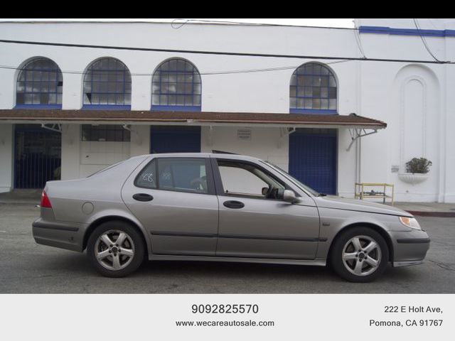 2004 Saab 9-5