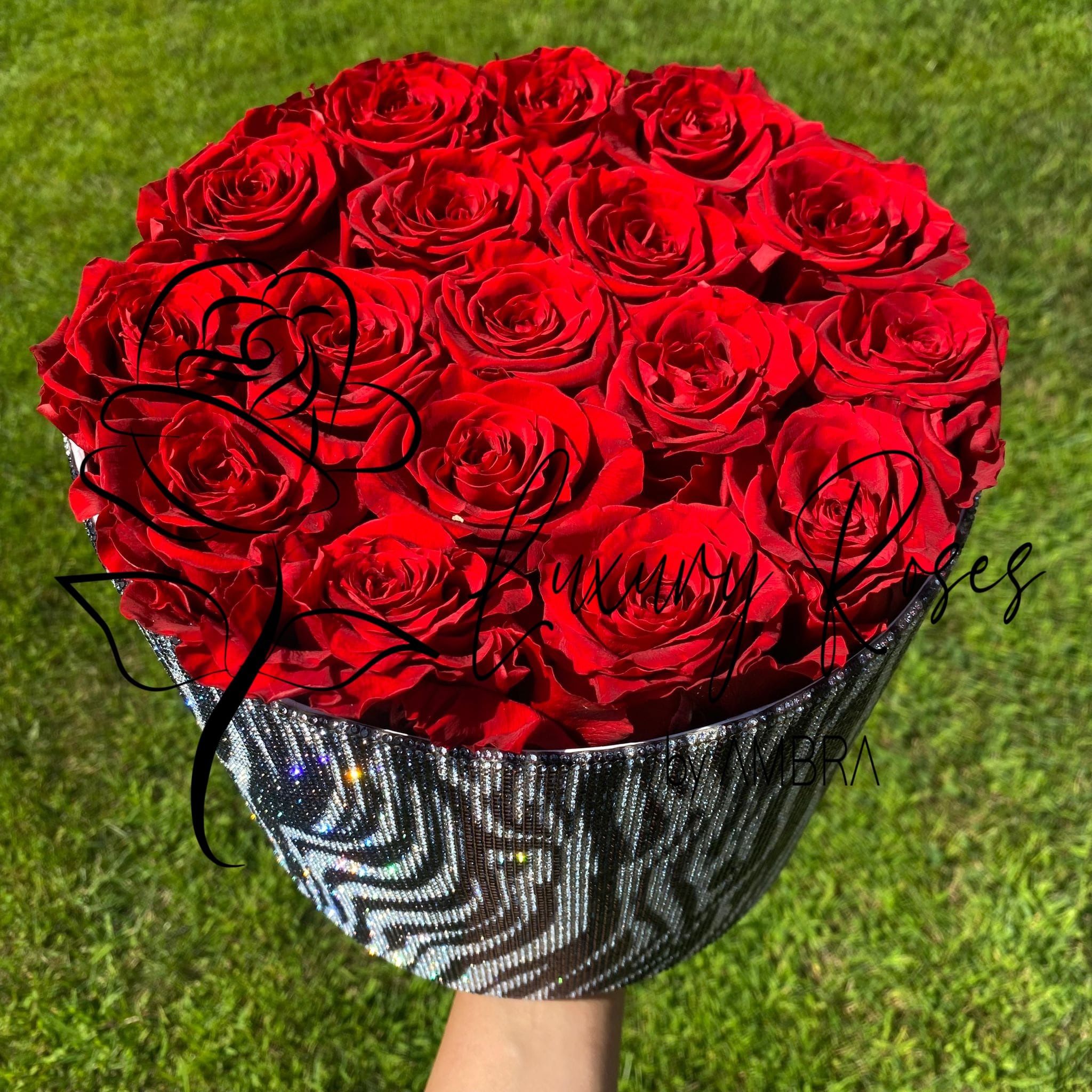 Red preserved roses Rhinestones Animal Print Leopard Zebra Rhinestones Eternal Box Roses Real Preserved Flowers Lasting Bouquet Bucket