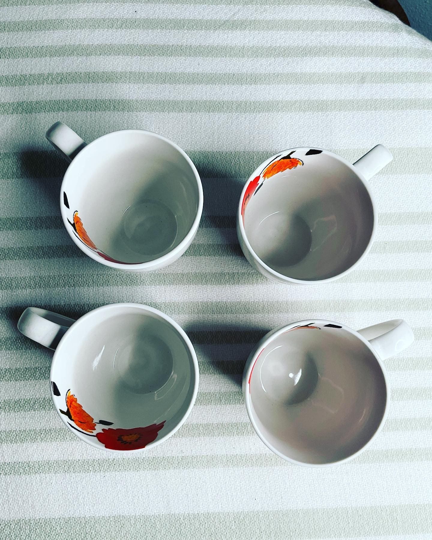 Kim Parker Gourmet Basics Mikasa Tulips Coffee Mugs