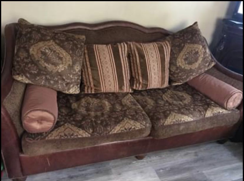 Sofa, Extra Large Chair And Ottoman