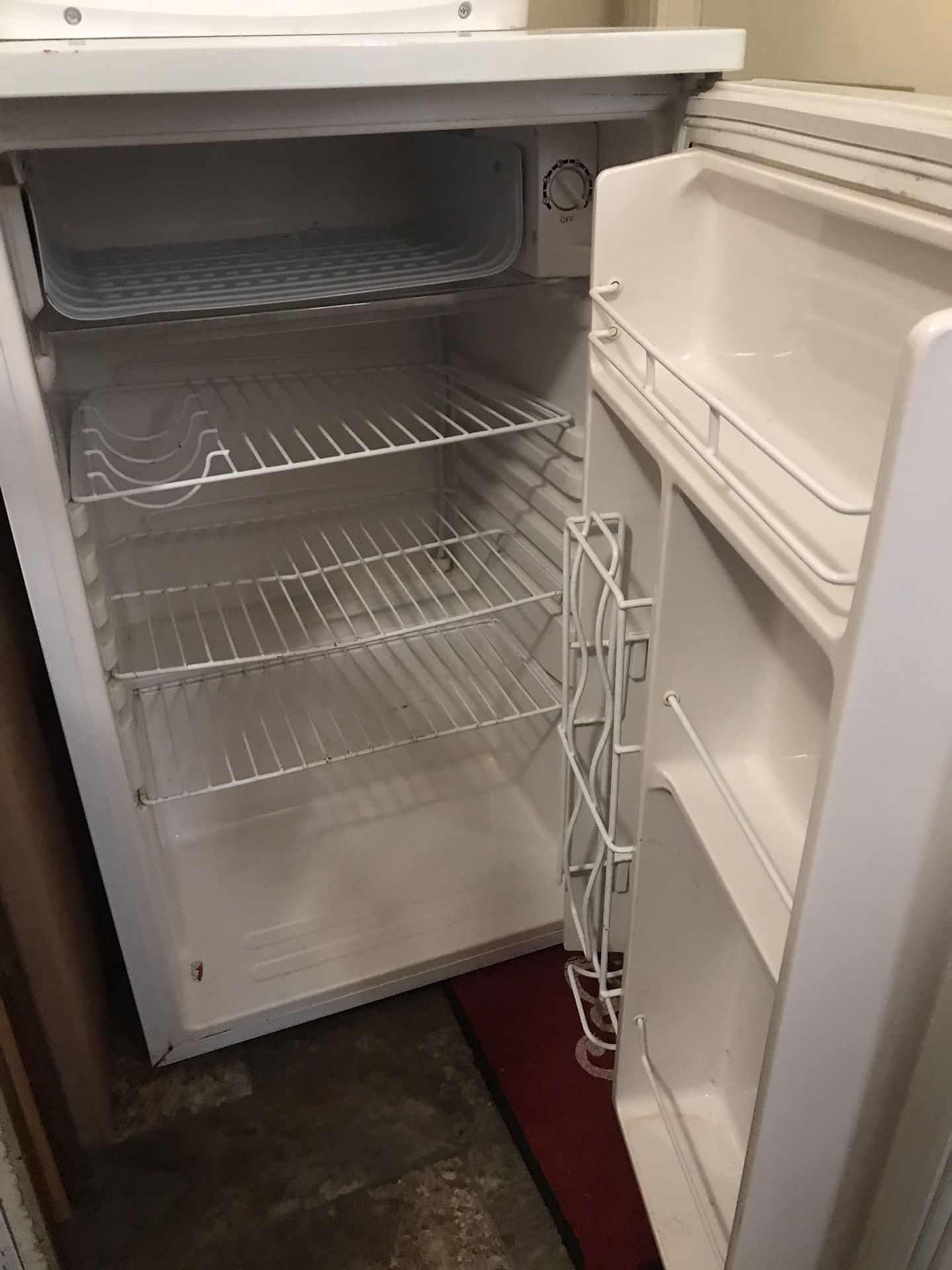 Mini Fridge