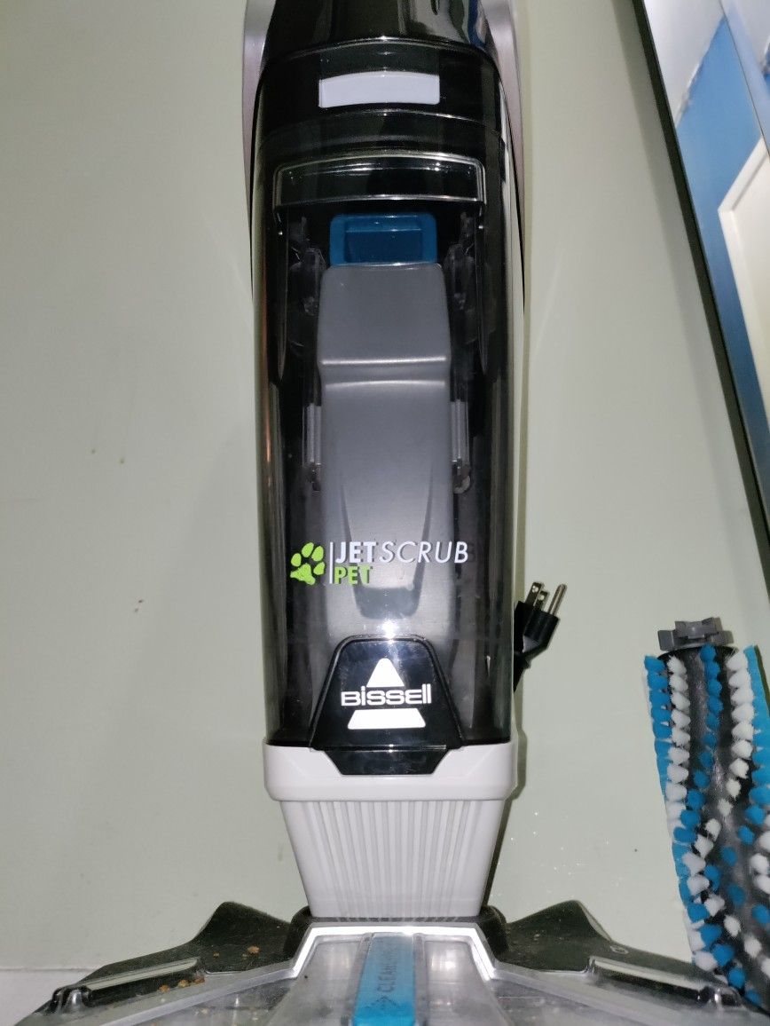 Bissell JetScrub Pet Multi-surface Carpet & Rug Cleaner