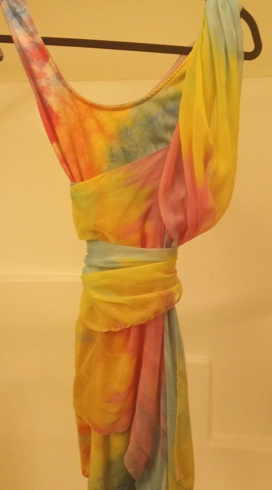 Pretty Tie Dye Dress With Scarfs