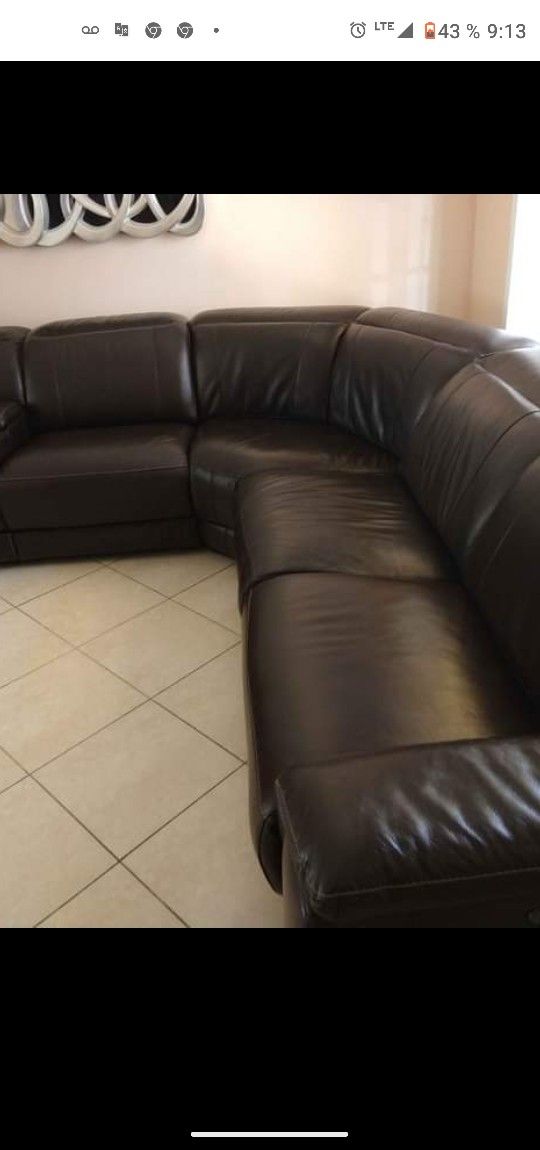 SOFA GENUINE 100%REAL LEATHER RECLINER ELECTRIC BLACK... DELIVERY SERVICE AVAILABLE 🚚