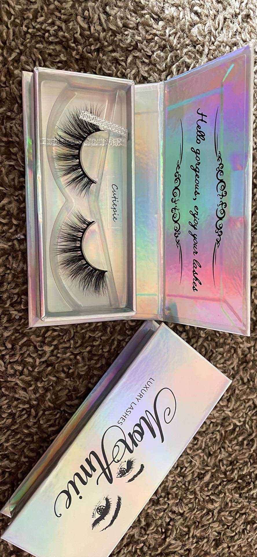 Eye Lashes NEW In a Beautiful Box