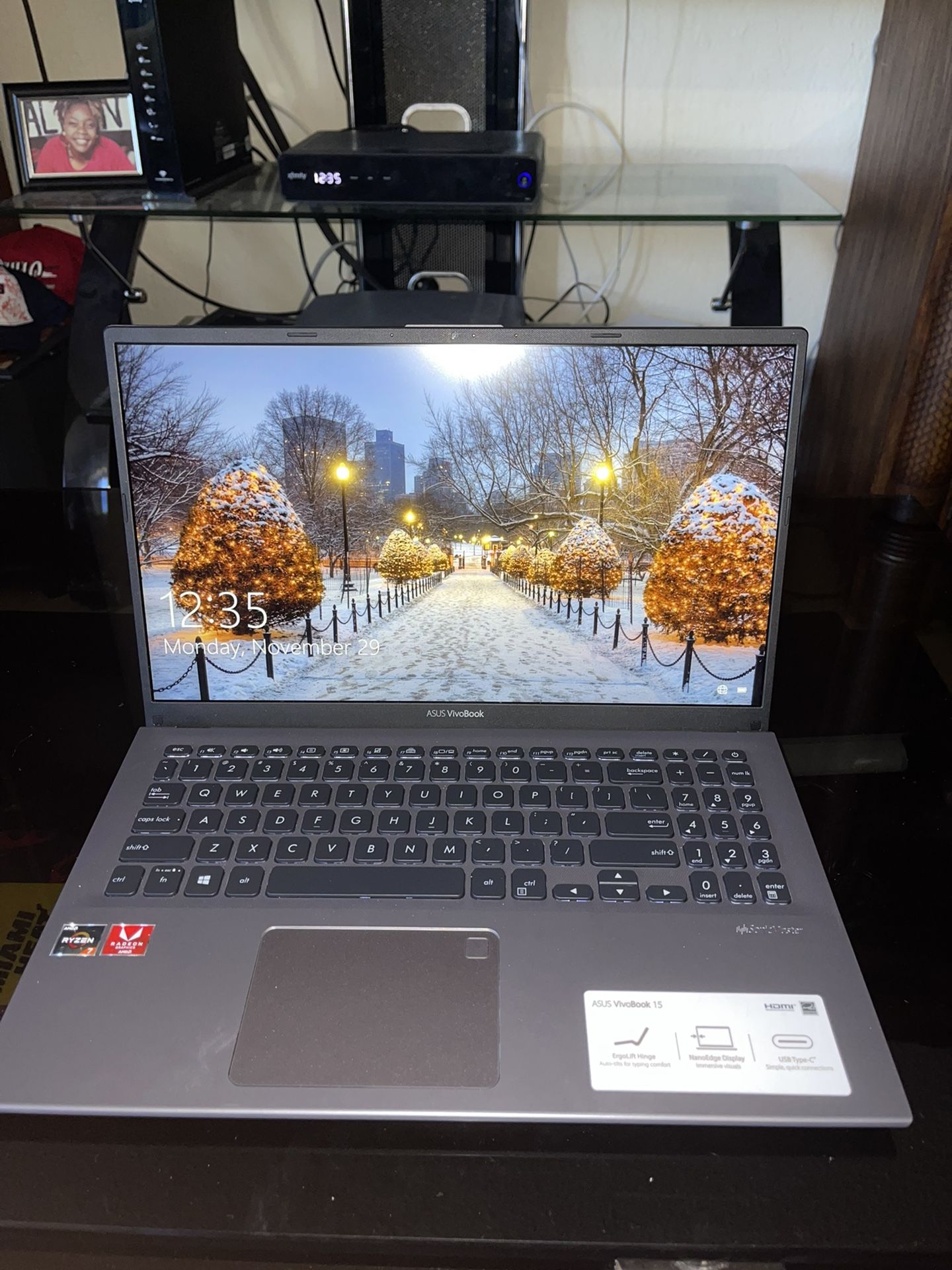 Asus Vivobook Laptop