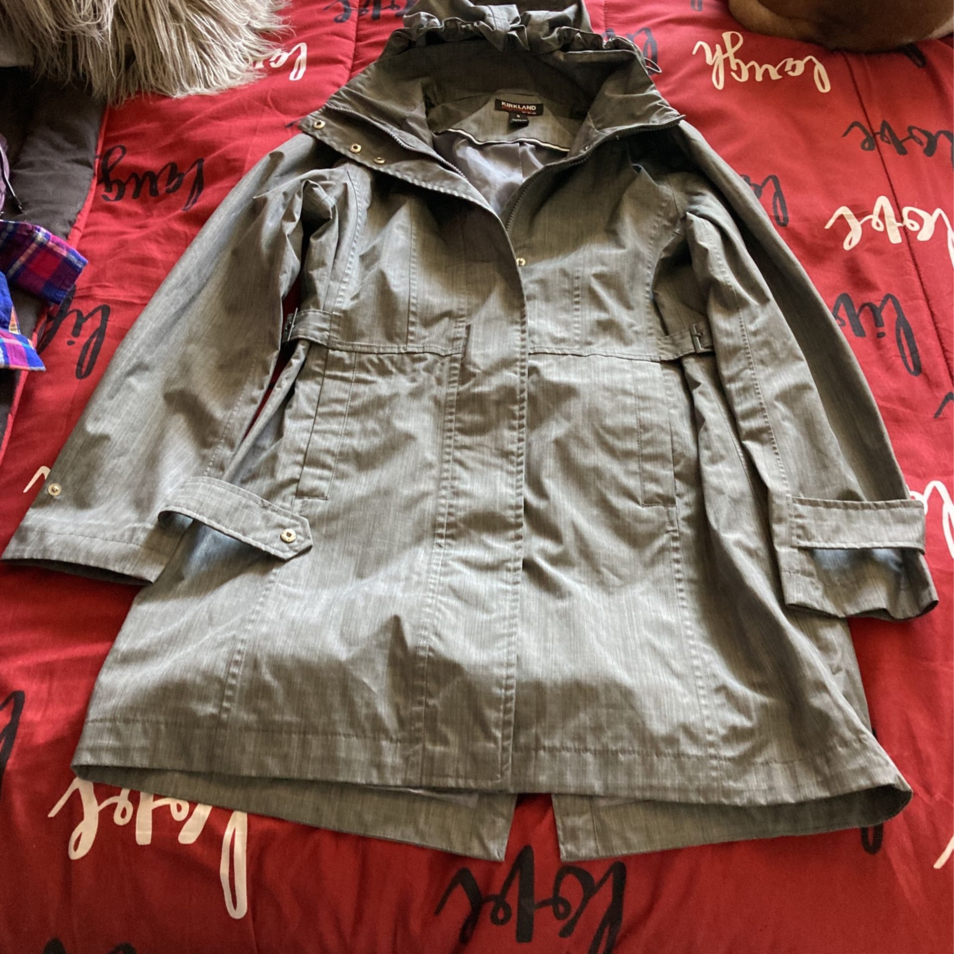 Women’s Rain Jacket