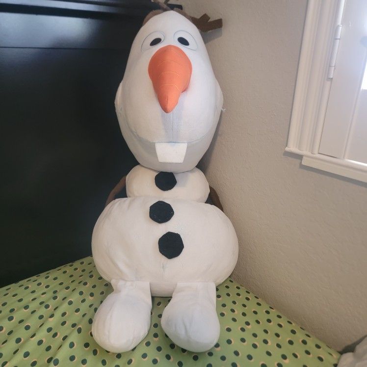 Oversized GIANT Olaf Stuffed Animal Frozen Disney Movie