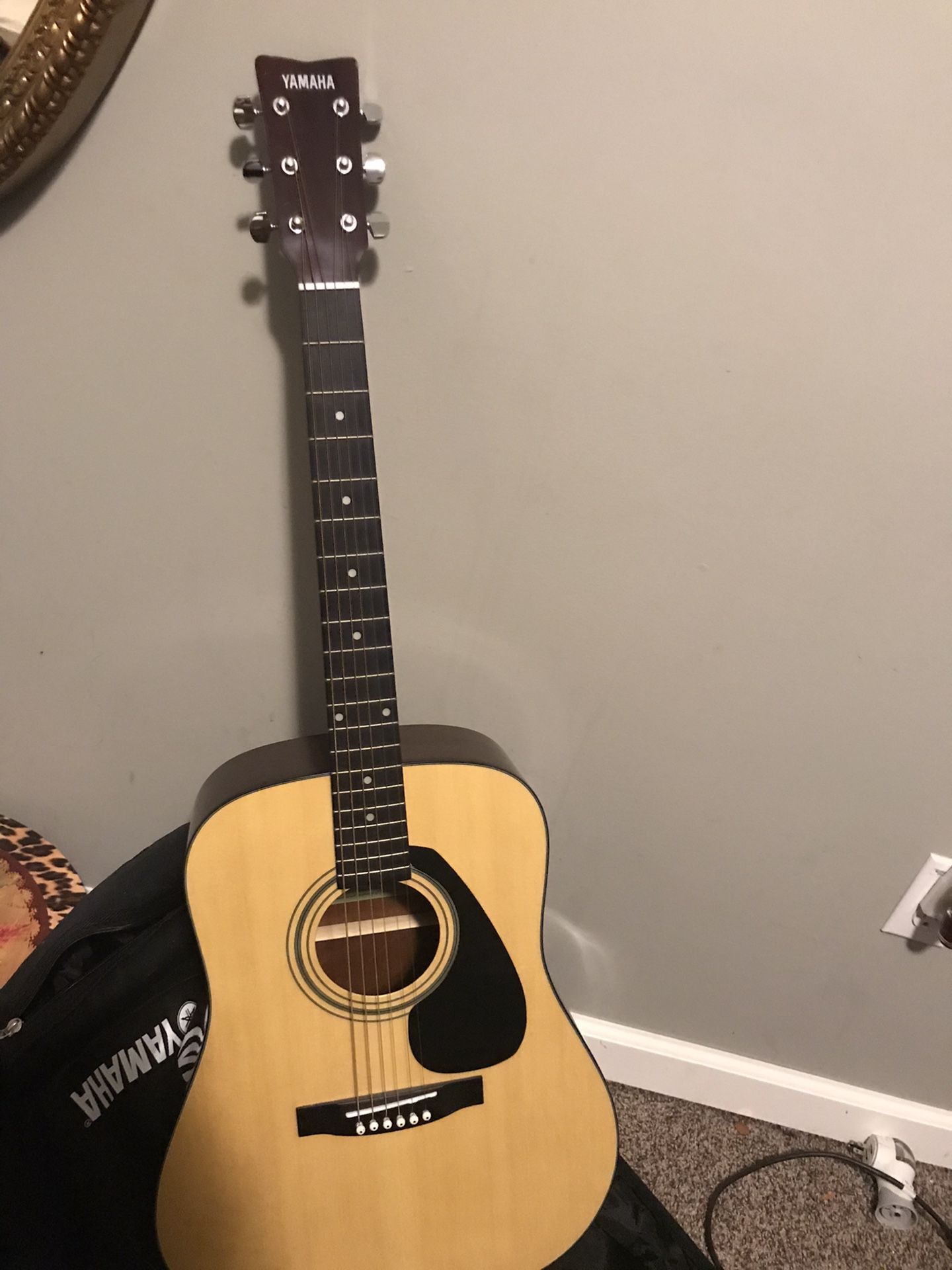 Yamaha guitar