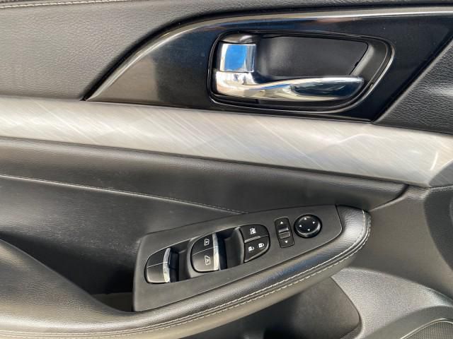 2017 Nissan Maxima