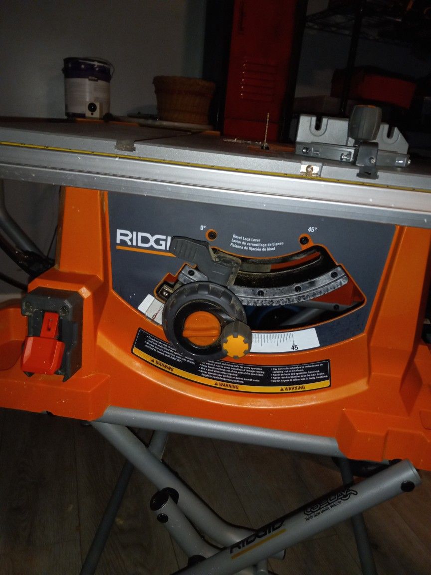 Ridged 10 In Job Pro Table Saw With Stand