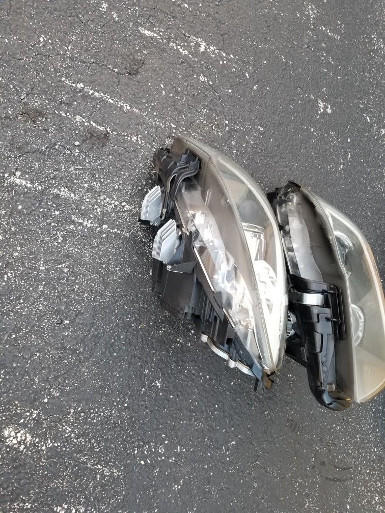 BMW 535i 528i Headlights