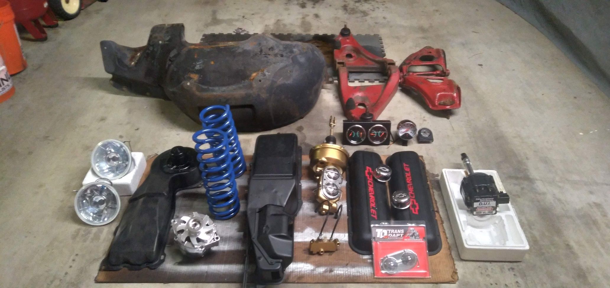 Camaro 67/68 new and used car parts